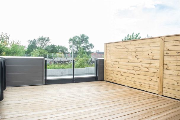 For Lease - 28 Perth Avenue, Toronto, Ontario - Photo 1