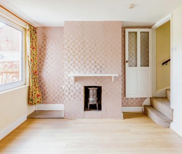 Wellington Street - Photo 1