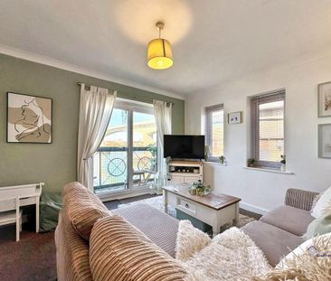2 bedroom flat to rent - Photo 3