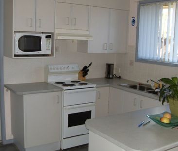 Tidy Two Bedder in Tinonee - Photo 2