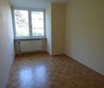 Sonnige Balkon-Wohnung in ruhiger und zentraler Wohnlage***Parkett****EBK***Lift*** - Foto 4