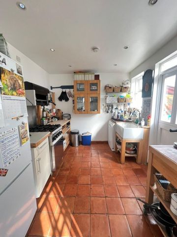 3 Bed Detached House, Mudchute, E14 - Photo 5