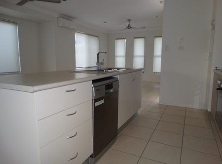 9 Elbridge Bend, Mount Louisa QLD 4814 - House For Rent | Domain - Photo 5