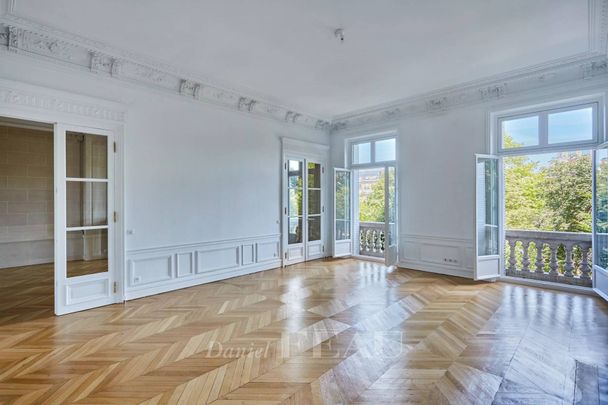 Location appartement, Paris 16ème (75016), 4 pièces, 236 m², ref 86196359 - Photo 1