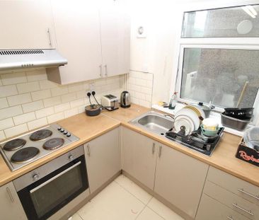 4 bedroom house to rent - Photo 2