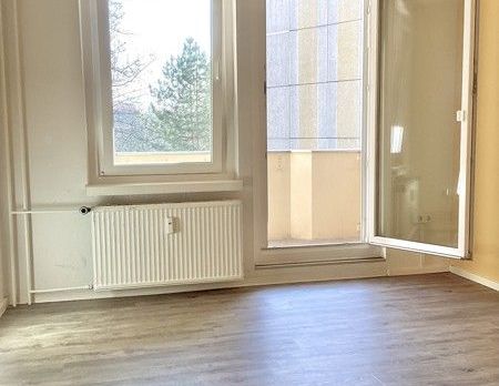 Ihr neues Zuhause: günstig geschnittene 2-Zimmer-Wohnung mit Balkon (WBS) - Photo 1