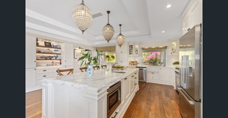 For Lease by Joyce Property Investments LUXURY FREMANTLE RESIDENCE WITH OCEAN VIEWS - Photo 3