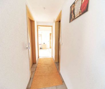 Schöne 3-Zimmer- Altbauwohnung im Erdgeschoss - Photo 1