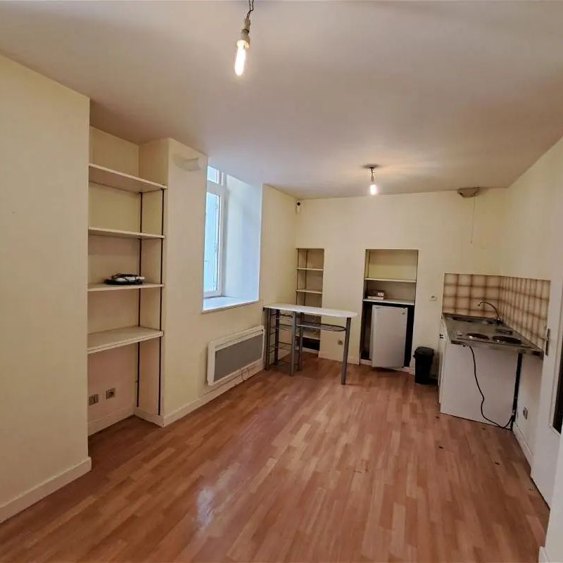 Location appartement 1 pièce - 21.81m² à Beaurepaire (38270) - Photo 1