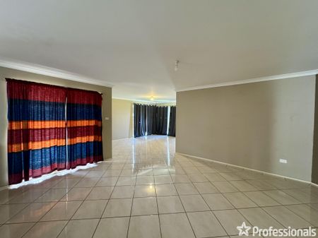 9 Mildura Street, Nowra NSW 2541 - Photo 2