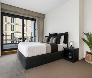 Spacious, Stylish & Superbly Located - Photo 4