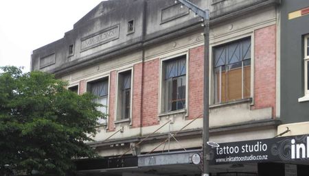 ONE BEDROOM, CITY CENTRE - Photo 3