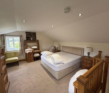 1 bedroom barn conversion to rent - Photo 1