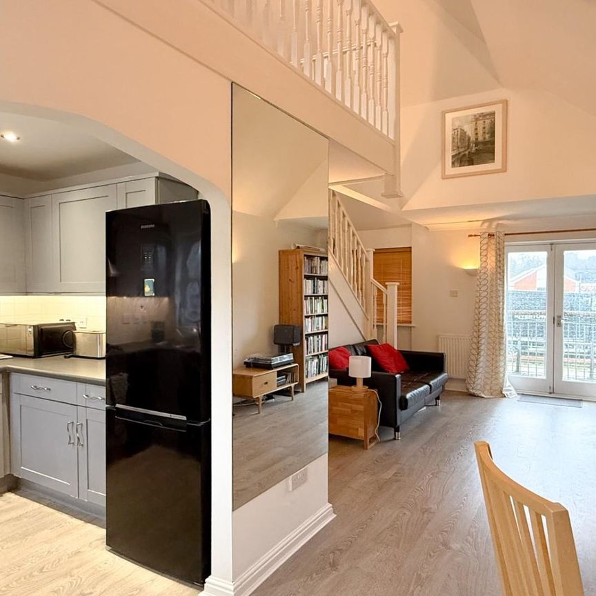 Coopers Court, Hertford - Photo 1