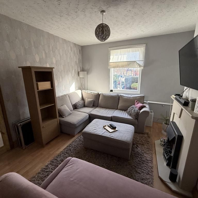 3 bedroom terraced house to rent - Photo 1