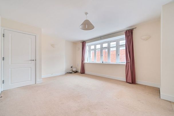 Great George Street, Godalming - 2 bedrooms Property for lettings - Seymours - Photo 1