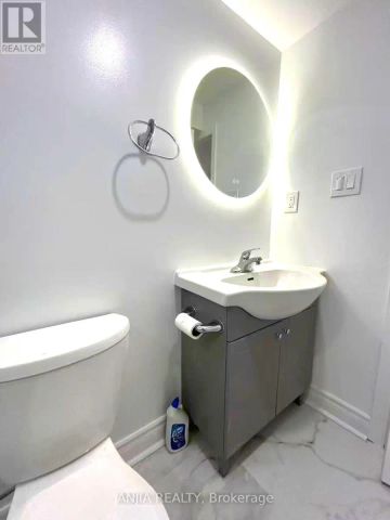 17 BOUNDY CRESCENT - Photo 4