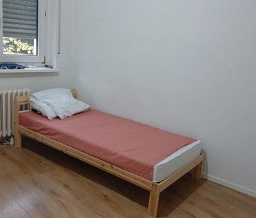 2 Zimmer Wohnung In Spandau Möbiliert Privat - Foto 1