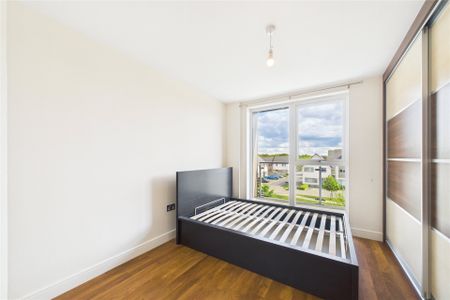 2 bedroom in Wallingford Way, Berkshire - Photo 2