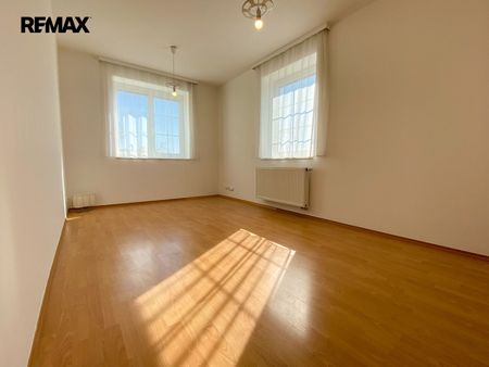 Pronájem bytu 3+kk v osobním vlastnictví 110 m², Vestec - Fotografie 4