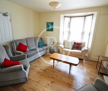 1 Bed - Custom House Street, Aberystwyth, Ceredigion - Photo 3