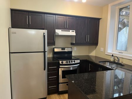 For Lease - 324 Currell Avenue Unit# 1, Westboro - Hampton Park, Ontario - Photo 2