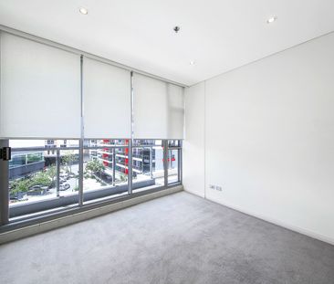 1020/2 Lachlan Street, Waterloo NSW 2017 - Apartment For Rent | Domain - Photo 3