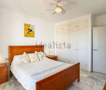 Piso de alquiler en Calle Calle Caracas, 2, Altos de Estepona - Photo 3