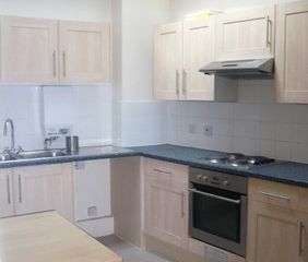 Student Properties to Let - Photo 2