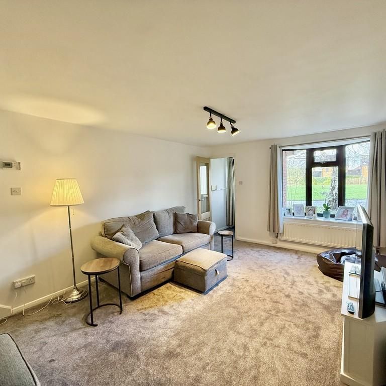 2 bedroom semi-detached house to rent - Photo 1