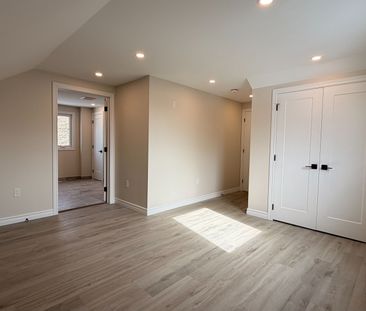 For Lease - 119 Wellington Street Unit# Main, Whitby, Ontario - Photo 5