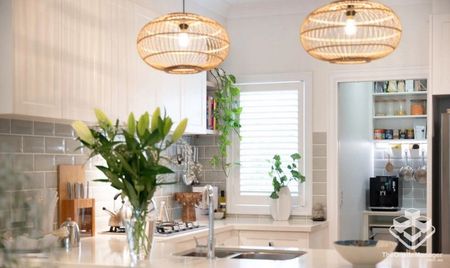 Designer excellence, Perfect Location - Photo 3