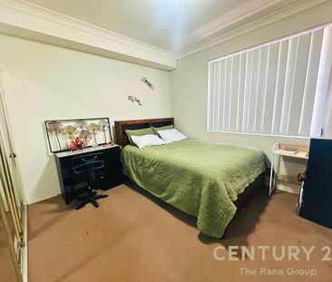 Modern Apartment in Prime Blacktown Location – Spacious & Stylish L... - Photo 2