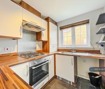 2 bedroom terraced house to rent - Photo 4