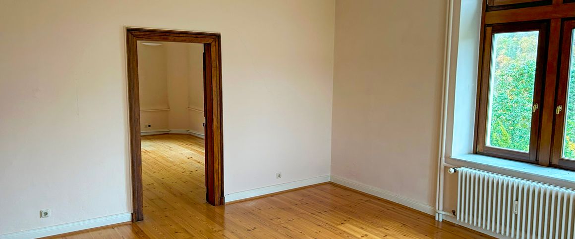Wohnen zur Miete in einer Burg? 4-Zimmer Wohnung in der Burg Volperhausen! - Foto 1