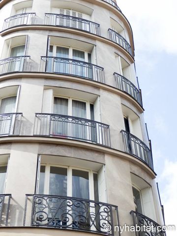 Logement à Paris, Location meublée - Photo 3