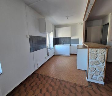 Location Appartement 3 pièces 69m² MACON 71000 - Photo 4