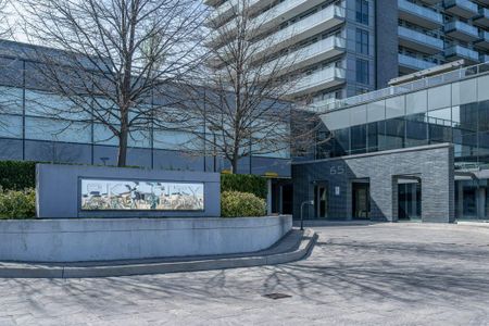 For Lease - 65 Oneida Crescent Unit# 811, Richmond Hill, Ontario - Photo 4