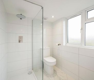 4 bedroom semi-detached house to rent - Photo 4