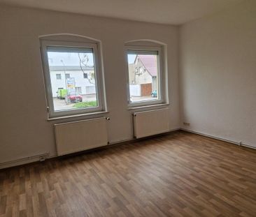 kleine 3-Raum-Wohnung in Schönebeck - Photo 2