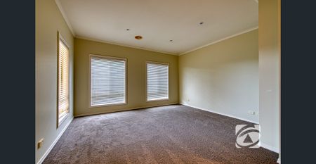 UNBEATABLE CONVENIENCE - Photo 5