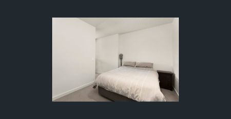 Stylish North-Facing Apartment in Hawthorn - Photo 5