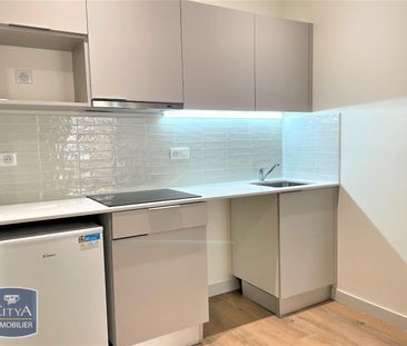 Location Appartement 2 pièces 61m² MONTAUBAN 82000 - Photo 4