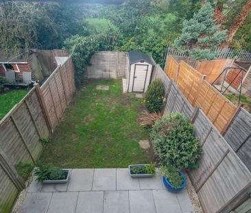 2 bedroom end of terrace house to rent - Photo 3