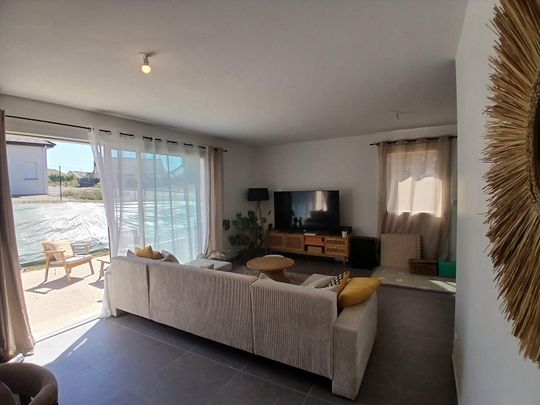 Location Maison 4 pièces 88m² - Photo 1