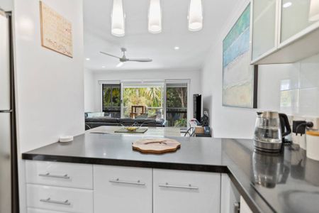 237/305-341 Coral Coast Drive, Palm Cove - Photo 3