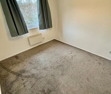 2 bedroom end of terrace house to rent - Photo 5