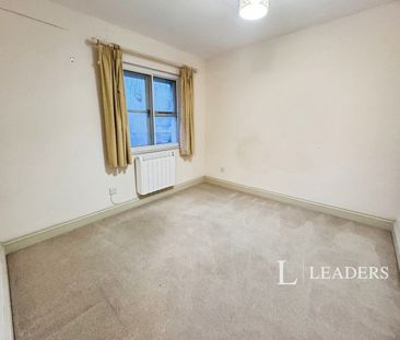 2 bedroom cottage to rent Middleton Court, Lewes Road, Westmeston, BN6 - Photo 5