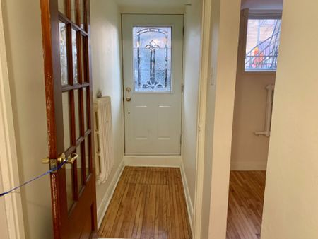 Condo for rent, Montréal (Villeray/Saint-Michel/Parc-Extension) - Photo 2