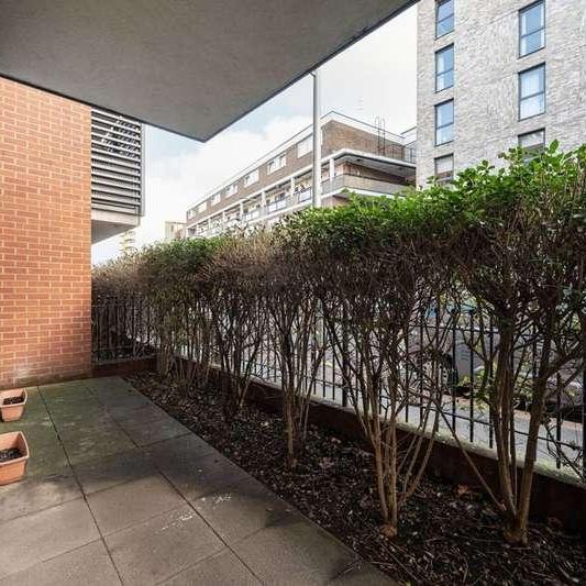 Geoff Cade Way, Bow, E3 - Photo 1
